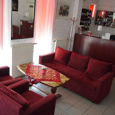 Panama Motel Szekesfehervar Bagian luar foto