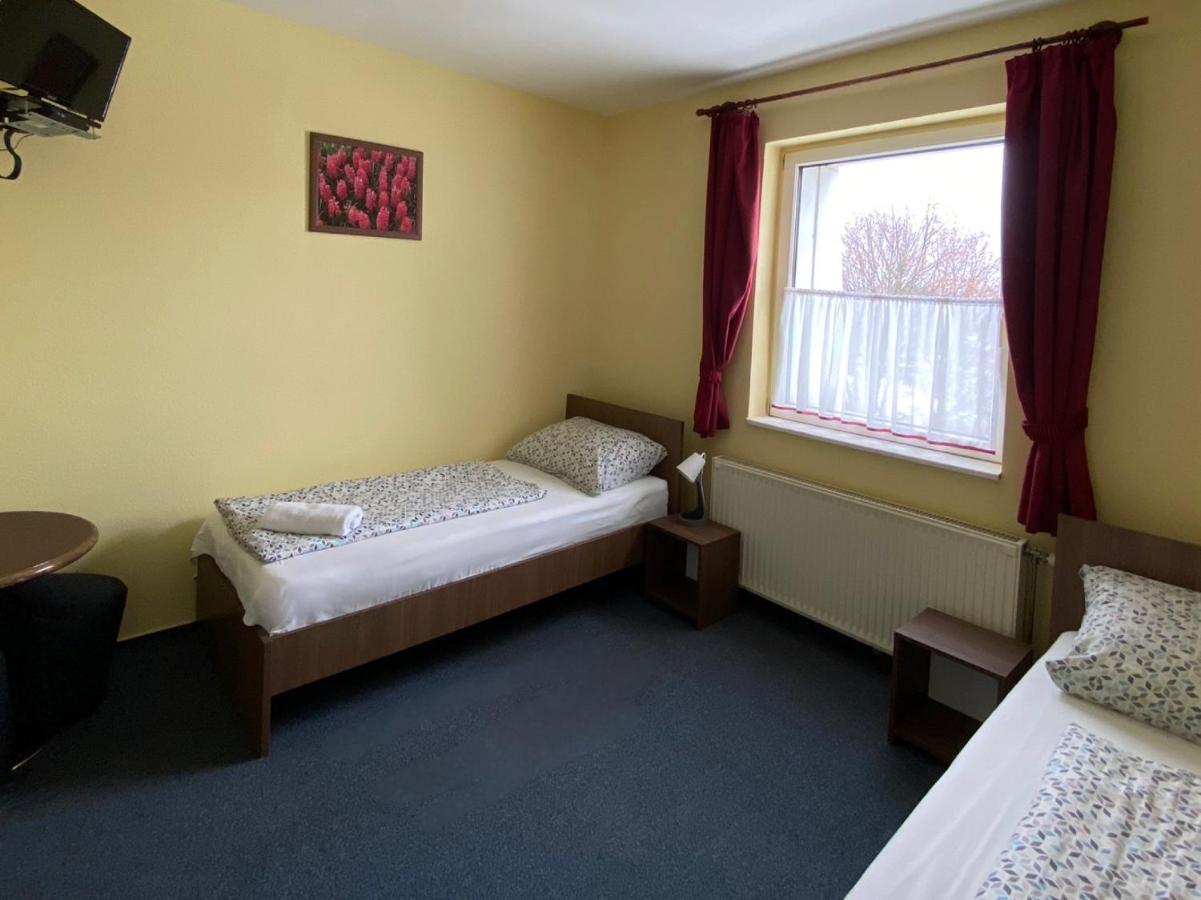 Panama Motel Szekesfehervar Bagian luar foto