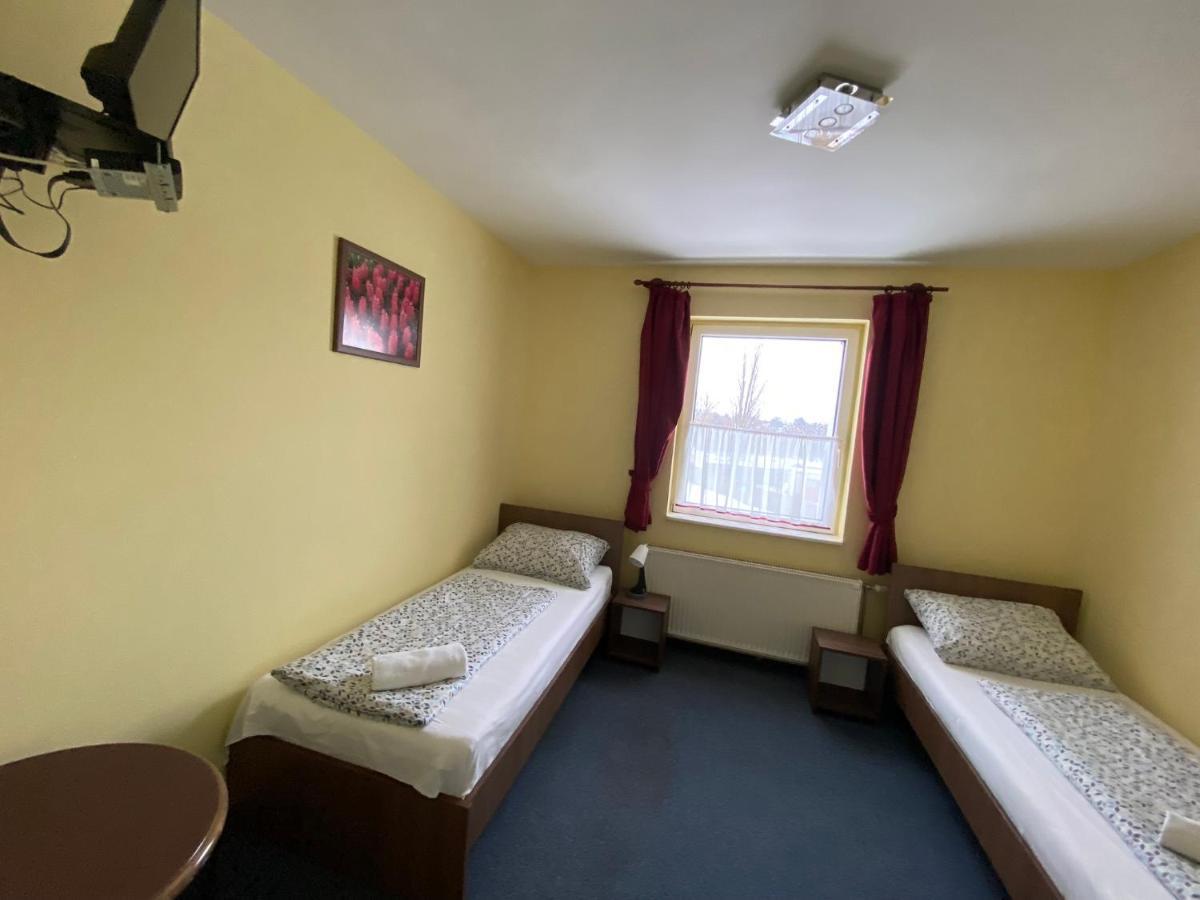 Panama Motel Szekesfehervar Bagian luar foto