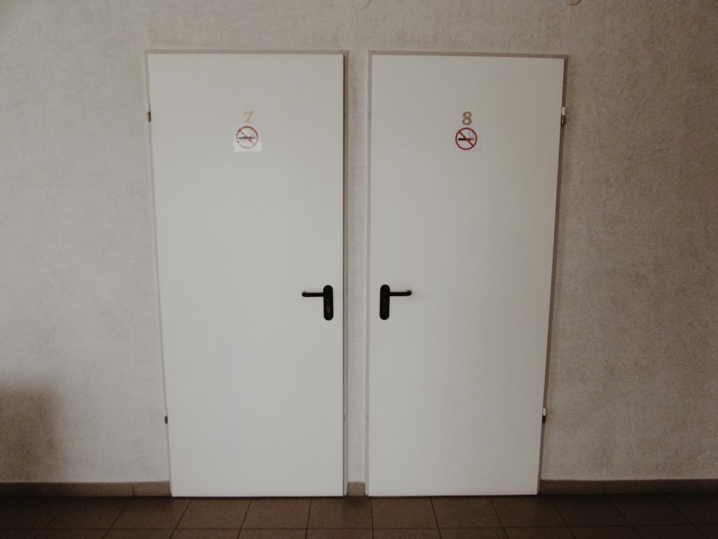 Panama Motel Szekesfehervar Bagian luar foto
