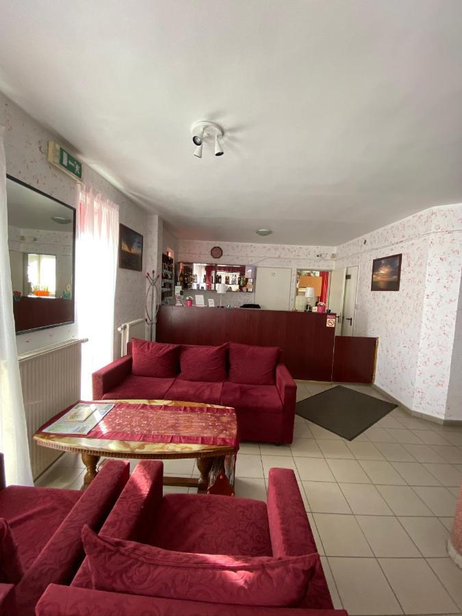 Panama Motel Szekesfehervar Bagian luar foto