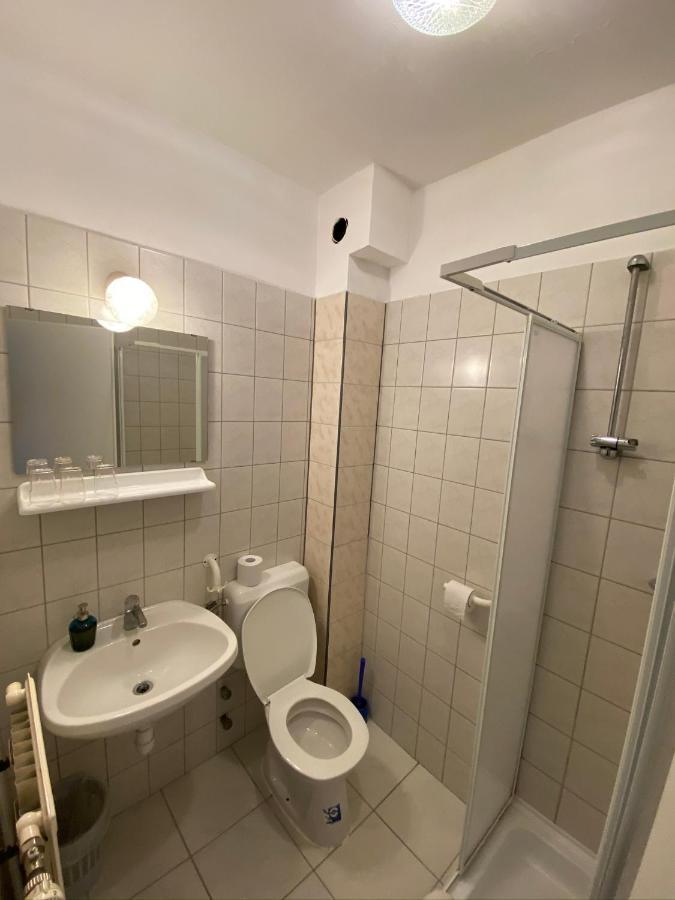 Panama Motel Szekesfehervar Bagian luar foto